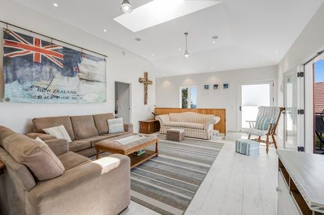 Photo of property in 487 Hibiscus Coast Highway, Orewa, 0931