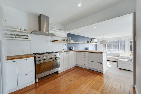 Photo of property in 32 Brunner Street, Nelson South, Nelson, 7010