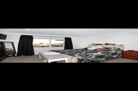 Photo of property in 12 Prado Drive, Pukekohe, 2120