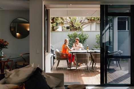 Photo of property in 7/48 Marine Parade, Mount Maunganui, 3116