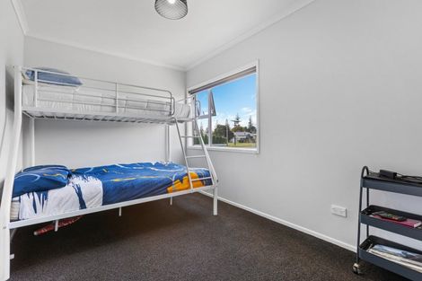 Photo of property in 5a High Street West, 4320