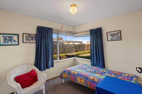 Photo of property in 2/356 Yaldhurst Road, Russley, Christchurch, 8042