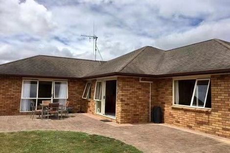 Photo of property in 59 Saint James Drive, Huntington, Hamilton, 3210