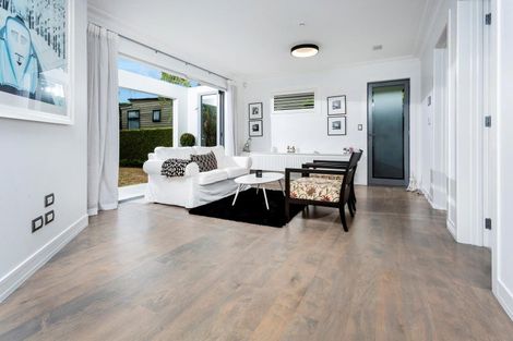 Photo of property in 1 Arthur Crescent, Hauraki, Auckland, 0622