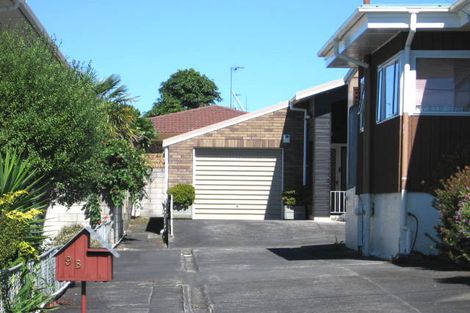 Photo of property in 9a Kokiri Street, Te Atatu South, Auckland, 0610