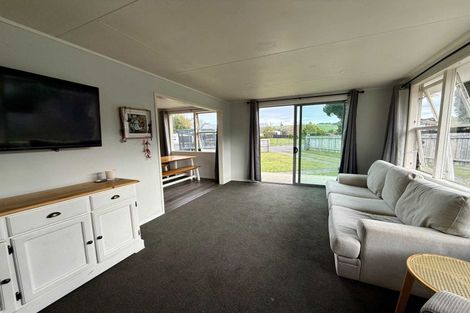 Photo of property in 4 Jade Place, Pukehangi, Rotorua, 3015