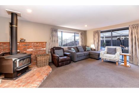 Photo of property in 18 Durrell Way, Rolleston, 7614