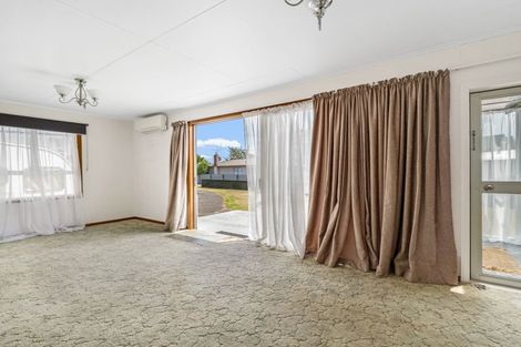 Photo of property in 15 Miles Place, Awapuni, Palmerston North, 4412