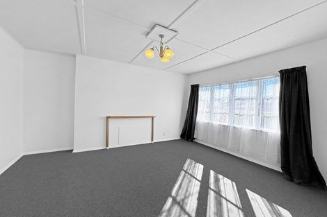 Photo of property in 10 Clapham Place, Whanganui East, Whanganui, 4500