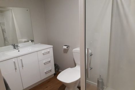 Photo of property in 17c Division Street, Riccarton, Christchurch, 8041