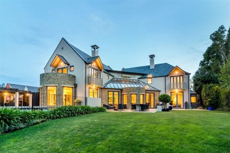 Photo of property in 67 Puriri Street, Riccarton, Christchurch, 8041