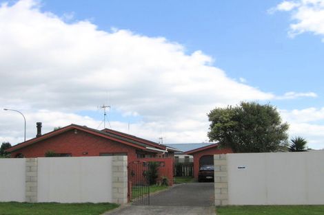 Photo of property in 1 Solway Place, Mount Maunganui, 3116