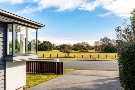 Photo of property in 2/18 Mervyn Drive, Avondale, Christchurch, 8061