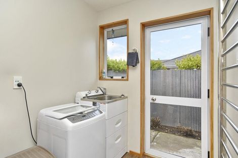 Photo of property in 66 Dunedin Street, Redwood, Christchurch, 8051