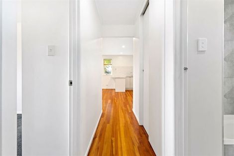 Photo of property in 22 Paton Avenue, Te Atatu South, Auckland, 0610