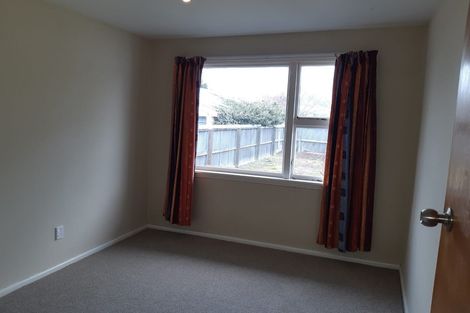 Photo of property in 46 Oriana Crescent, Hornby, Christchurch, 8042