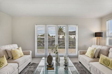 Photo of property in 1/30 Imrie Avenue, Mangere, Auckland, 2022