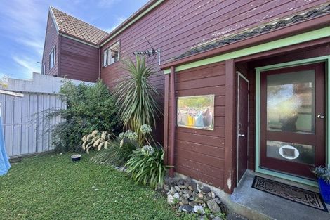 Photo of property in 17-u2 Randwick Crescent, Moera, Lower Hutt, 5010