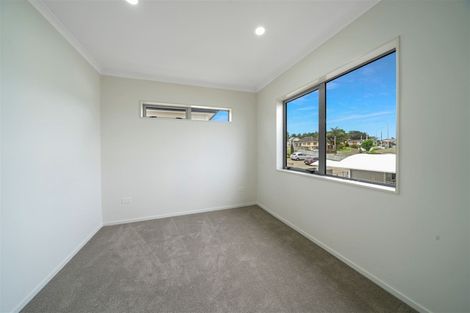 Photo of property in 69d Great South Road, Manurewa, Auckland, 2102