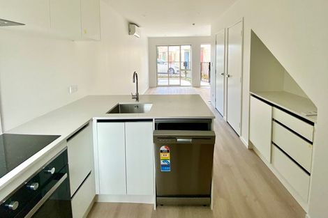 Photo of property in 18 Timata Lane, Favona, Auckland, 2024