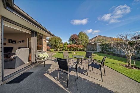 Photo of property in 16 Gilchrist Place, Kaiapoi, 7630