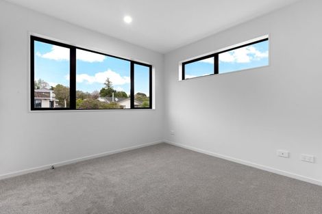 Photo of property in 5/1 Kahikatea Place, Ranui, 0612