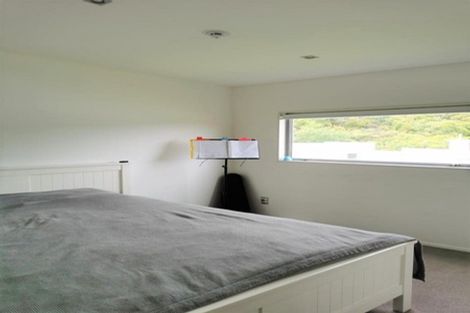 Photo of property in 65 Saddleback Grove, Karori, Wellington, 6012