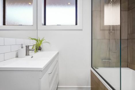 Photo of property in 3/5 Coles Place, St Albans, Christchurch, 8014