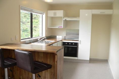Photo of property in 58 Collins Avenue, Tawa, Wellington, 5028