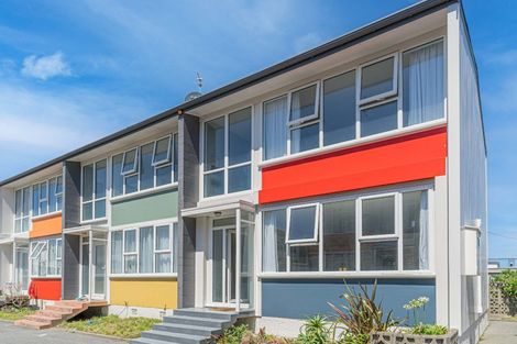 Photo of property in 55u4 Apu Crescent, Lyall Bay, Wellington, 6022