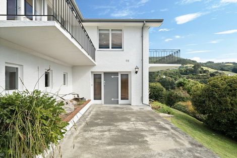 Photo of property in 3 Prospect Row, Roseneath, Port Chalmers, 9023