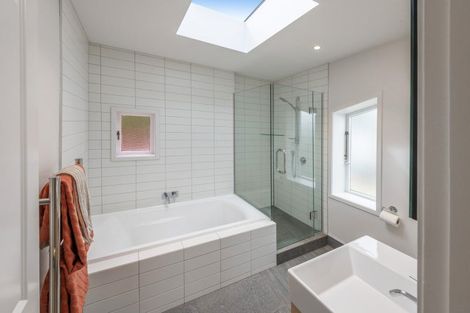 Photo of property in 8 Yale Road, Mount Cook, Wellington, 6021