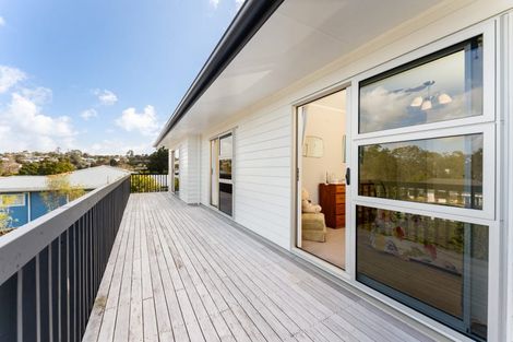Photo of property in 19 Trinidad Road, Sunnynook, Auckland, 0620