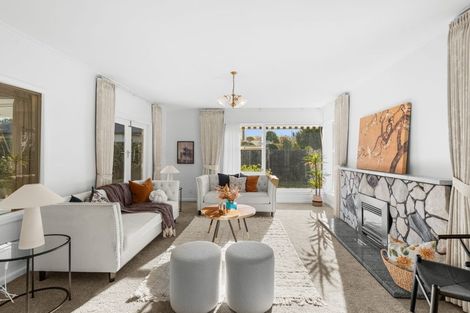Photo of property in 229 Memorial Avenue, Burnside, Christchurch, 8053