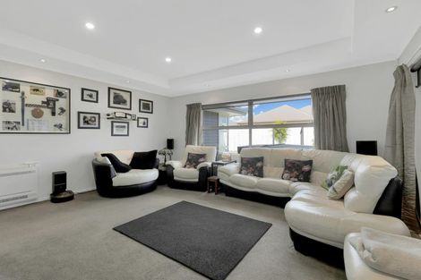 Photo of property in 9 Wattle Lane, Rangiora, 7400