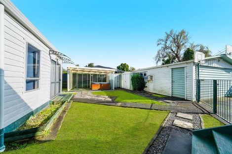 Photo of property in 7 Lipton Grove, Opaheke, Papakura, 2113