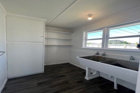 Photo of property in 21 Mcburney Place, Mangere East, Auckland, 2024