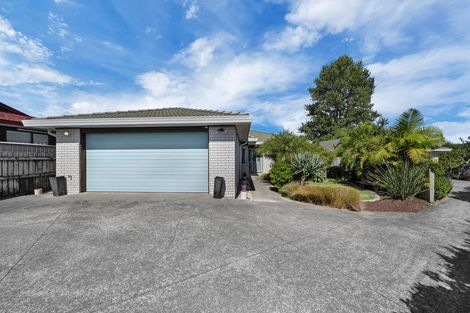 Photo of property in 1/22 Septimus Place, Henderson, Auckland, 0612