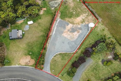 Photo of property in 13 Lori Lane, Coopers Beach, 0420