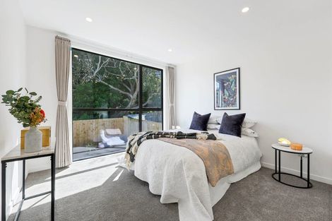 Photo of property in 13e King Richard Place, Browns Bay, Auckland, 0630