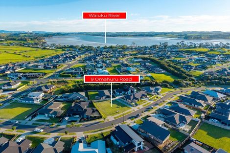 Photo of property in 9 Omahuru Road, Glenbrook, 2681