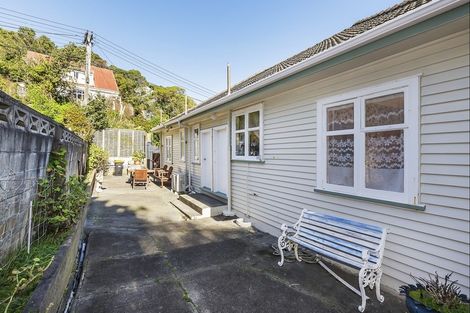 Photo of property in 181 Houghton Bay Road, Houghton Bay, Wellington, 6023