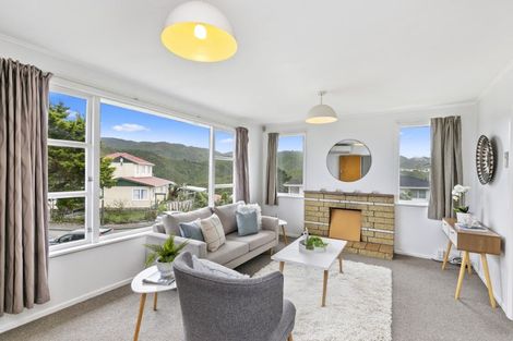 Photo of property in 7 Camrose Grove, Kingston, Wellington, 6021