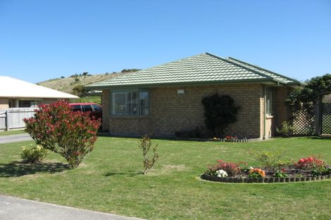 Photo of property in 83 Makarini Street, Paraparaumu, 5032