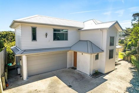 Photo of property in 18 Cresswell Place, Johnsonville, Wellington, 6037