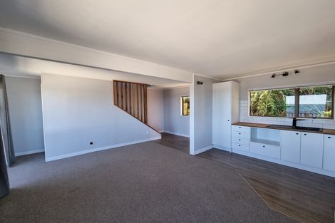 Photo of property in 8/410 The Esplanade, Island Bay, Wellington, 6023