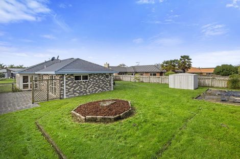 Photo of property in 43 Admiral Crescent, Flagstaff, Hamilton, 3210