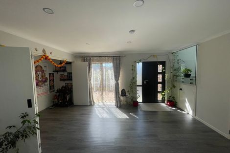 Photo of property in 5 Hawkley Close, Flat Bush, Auckland, 2019