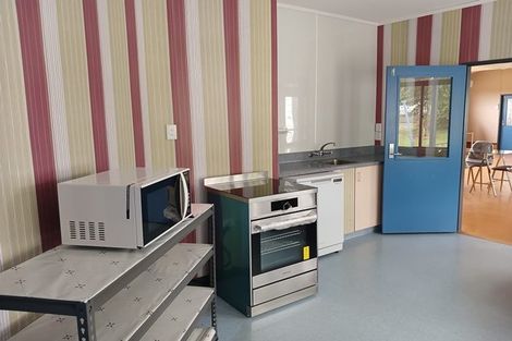 Photo of property in 51 Parnell Heights Drive, Kelvin Grove, Palmerston North, 4414