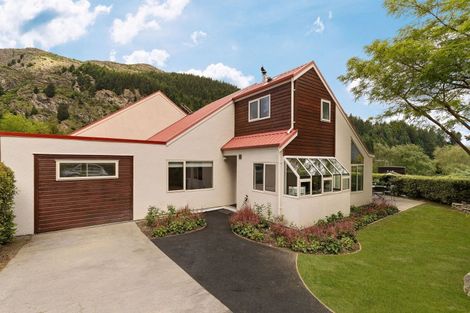 Photo of property in 27a Bowen Street, Queenstown, 9300